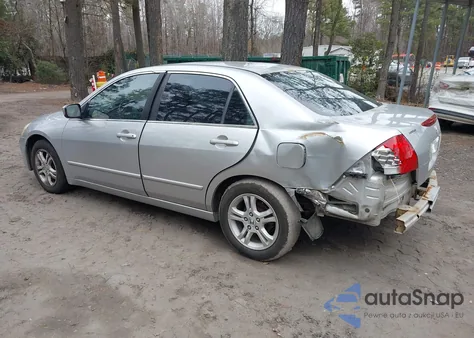 2006 Honda Accord 2.4 Ex z USA, uszkodzony, nr VIN 1HGCM56796A160675